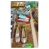 Kids shoes size 3,11