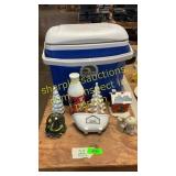 Igloo cooler, household decor