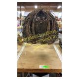 Woven piece w/ stand