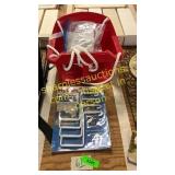 Toddler swing, hooks