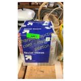 2 packages of 4 pack boxes of kleenex