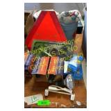 Light bulbs,caution, cleaning can and