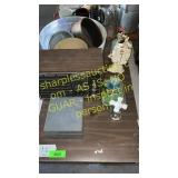 Radio, figurines and miscellaneous