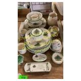 Spode Christmas dish set