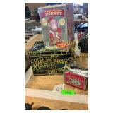 Krak-R-Jak biscuit tin, Log Cabin, backflip monkey