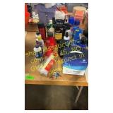 Miscellaneous cleaning supplies