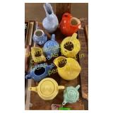 Assorted teapots (1 Roseville)