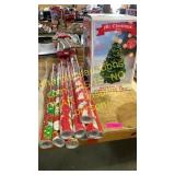 Holiday light up tree & gift wrap