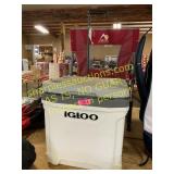 Igloo Outdoor Latitude Cool Box (broken handle)