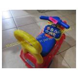 Fischer Price Little People walk/ride musical