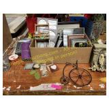 Picture Frames, Knickknacks
