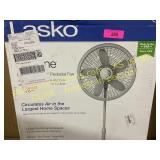 Lasko pedestal Fan