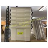 6 totes and lids