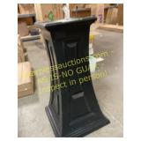 Outdoor heritage planter stand