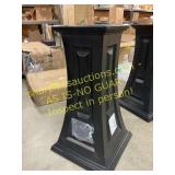 Outdoor heritage planter stand