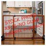 Carlson freestanding pet gate