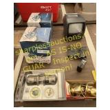 RCA Tv, Detroit Axle, Doorknobs