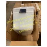 Rubbermaid 95qt Totes, Some broken