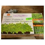 Microgreen Pros, Plug?