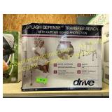 Splash defense transfer bench w/ curtain guard