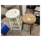2 stools