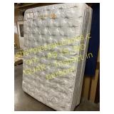 Queen mattress and box spring