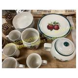 Apple Dish Set, Wicker Cup Holders