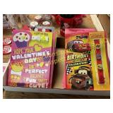 18 Kids Valentines, Plush , Gifts
