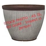 Southern Patio 20.5" Rustic Resin Faux G