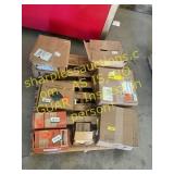 Pallet of assorted tile