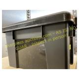 Black Tote with Lid