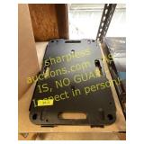 Plastic slab with handles
