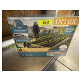 Intex twin 10" dura beam air mattress
