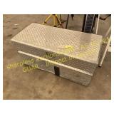 Metal toolbox