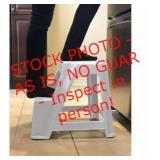 Gracious Living 18.75" 2 step stool, non slip