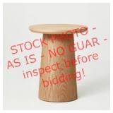 Round pedestal table