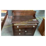 Oak dresser 16