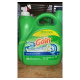 Gain aroma boost laundry detergent