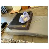 Elec bed (twin size)