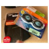 Speedo swimcap & goggles