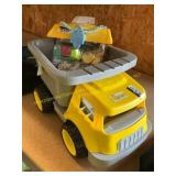 Dump truck & Treasure Hunt pieces