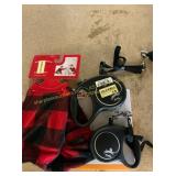 Pet lot - 2X FLEXI LEASHES, B&B CAT MAT, ECT