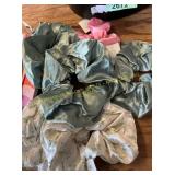 6ct Hair Ties Various Colors