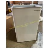 Songmics Trash Can