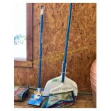 Clorox Broom & Dustpan & Tub & Tile brush