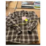 Wrangler M Fleece Lined Plaid Button Up