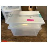 Plastic totes