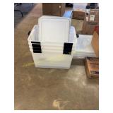 4ct Plastic Storage Totes & 6ct Plastic Lids