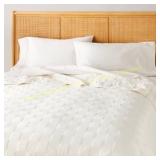 Hearth & Hand Magnolia Quilt: Cream