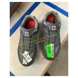 Skechers steel toe shoes size 9